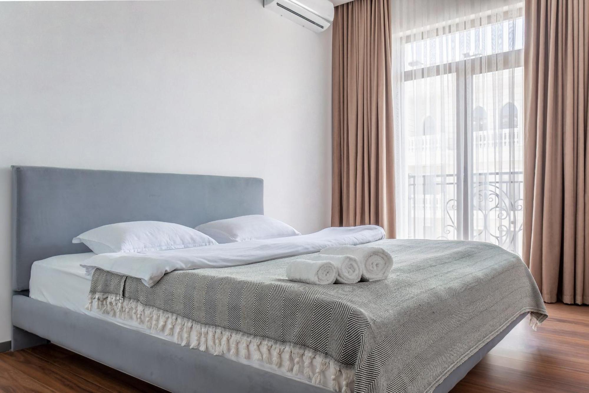 Boulevard 114 Tashkent Exterior foto